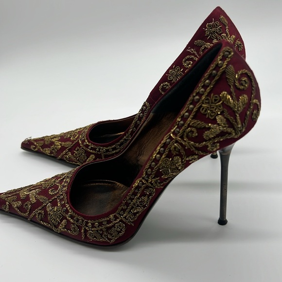 Gianmarco Lorenzi heels with spectacular embroidery. Gently worn w/shoe dust bag - Picture 4 of 8